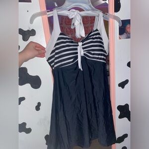 black and white striped bathing suit dress size L